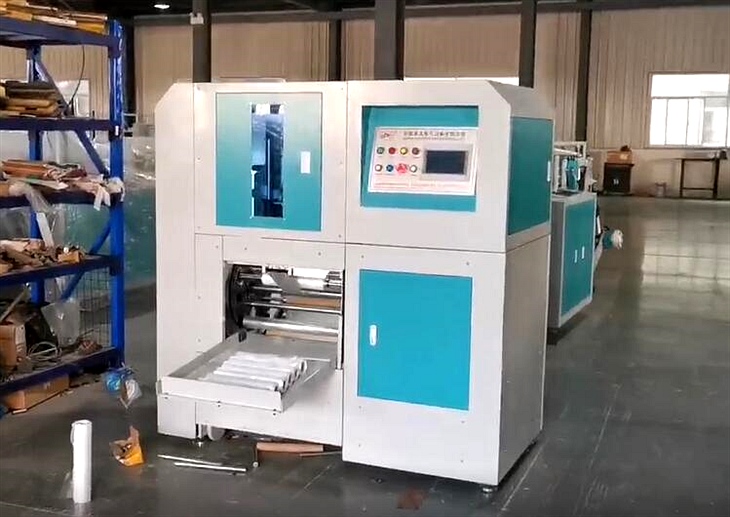 YS500型全自动有芯连卷袋机 YS500型全自动有芯连卷袋机